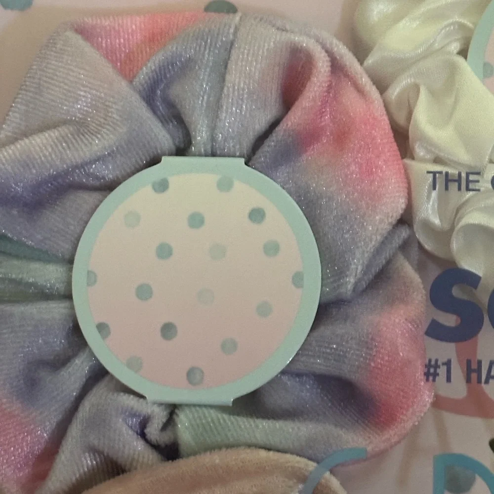 Girl’s six days of scrunchies #1 hair accessory brand